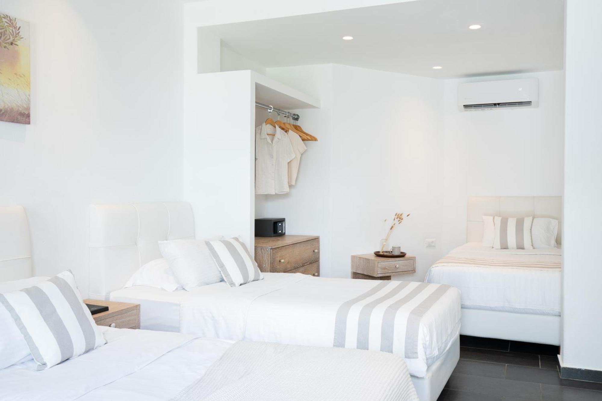 Acrogiali Beachfront Hotel Mykonos Platys Gialos  Ruang foto